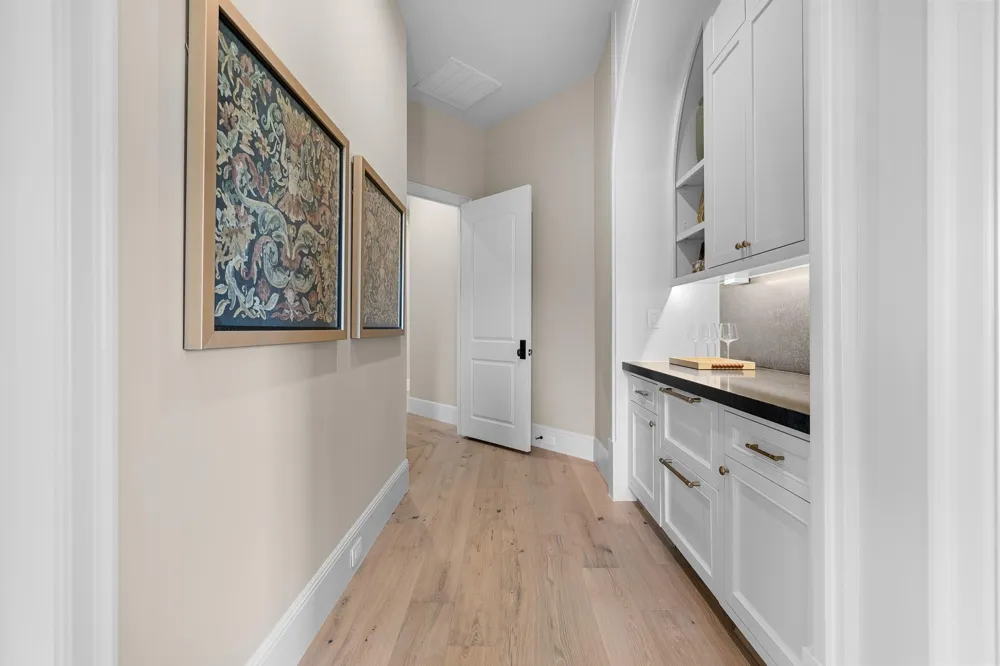 115 Reserve Way Round Top, TX 78954