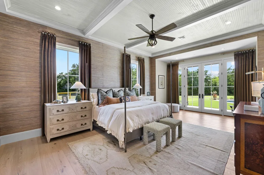 115 Reserve Way Round Top, TX 78954