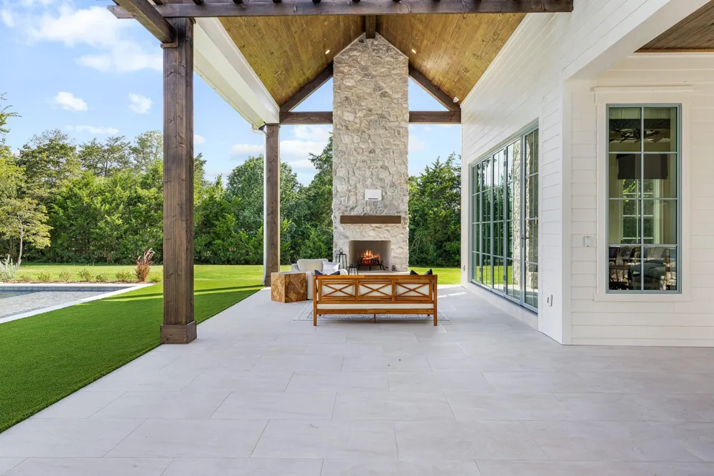 115 Reserve Way Round Top, TX 78954