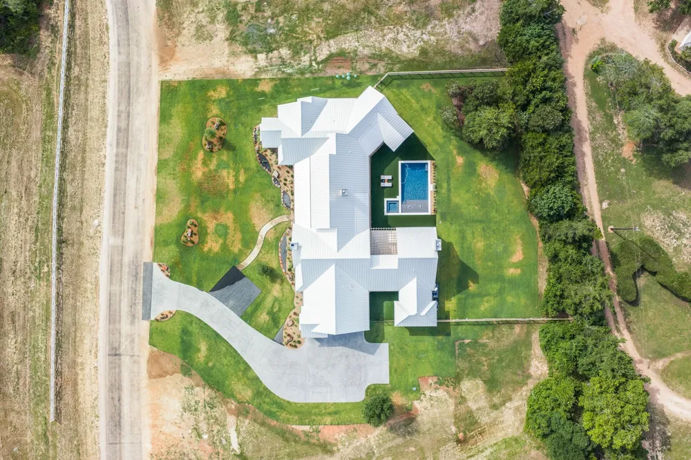 115 Reserve Way Round Top, TX 78954