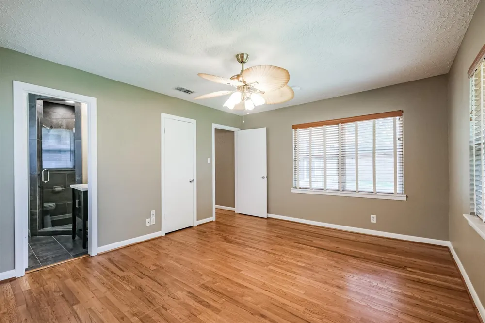 5450 Stillbrooke Drive Houston, TX 77096