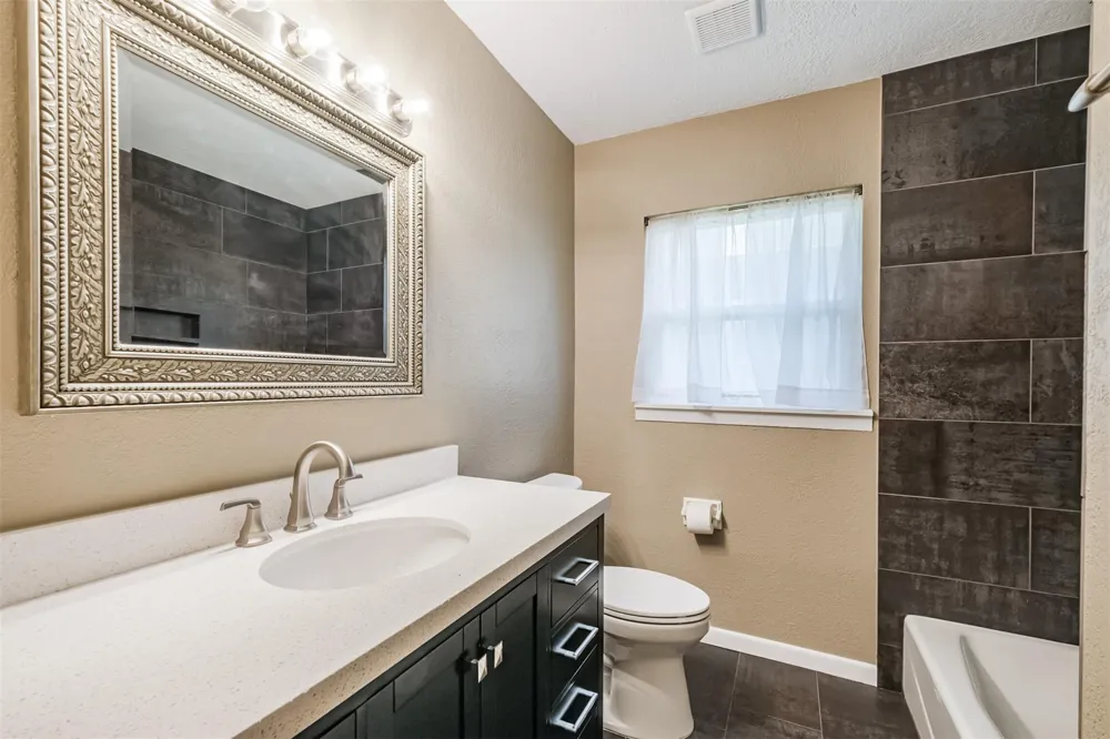 5450 Stillbrooke Drive Houston, TX 77096