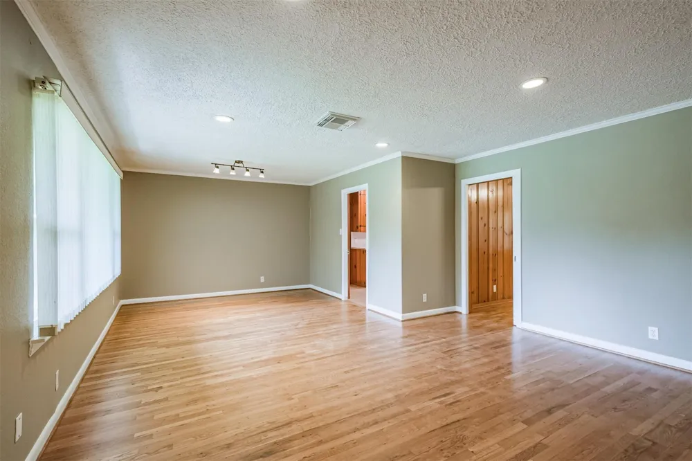 5450 Stillbrooke Drive Houston, TX 77096