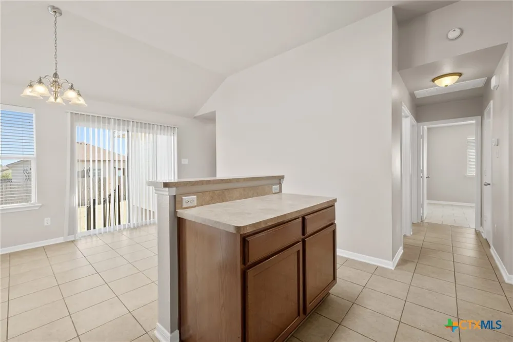 2417 Stoneham Temple, TX 76504