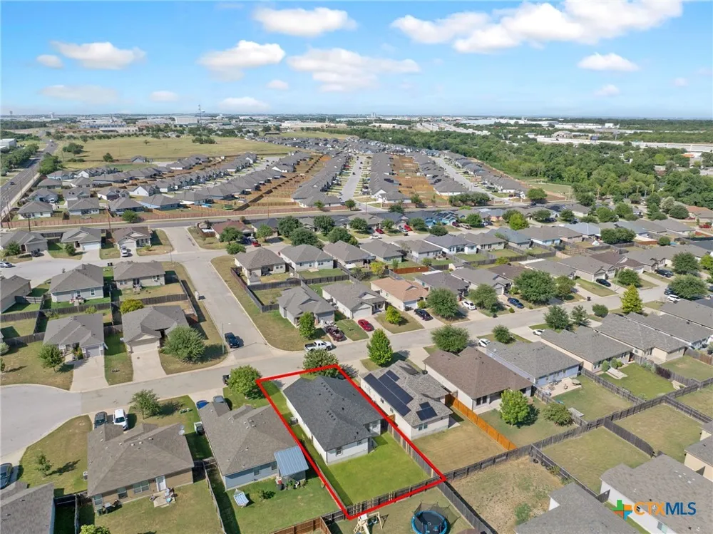 2417 Stoneham Temple, TX 76504