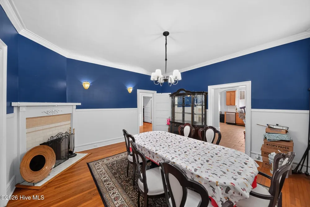 425 Roanoke Avenue Roanoke Rapids, NC 27870