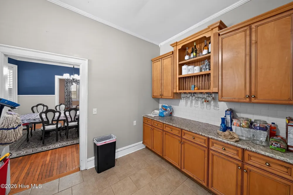 425 Roanoke Avenue Roanoke Rapids, NC 27870