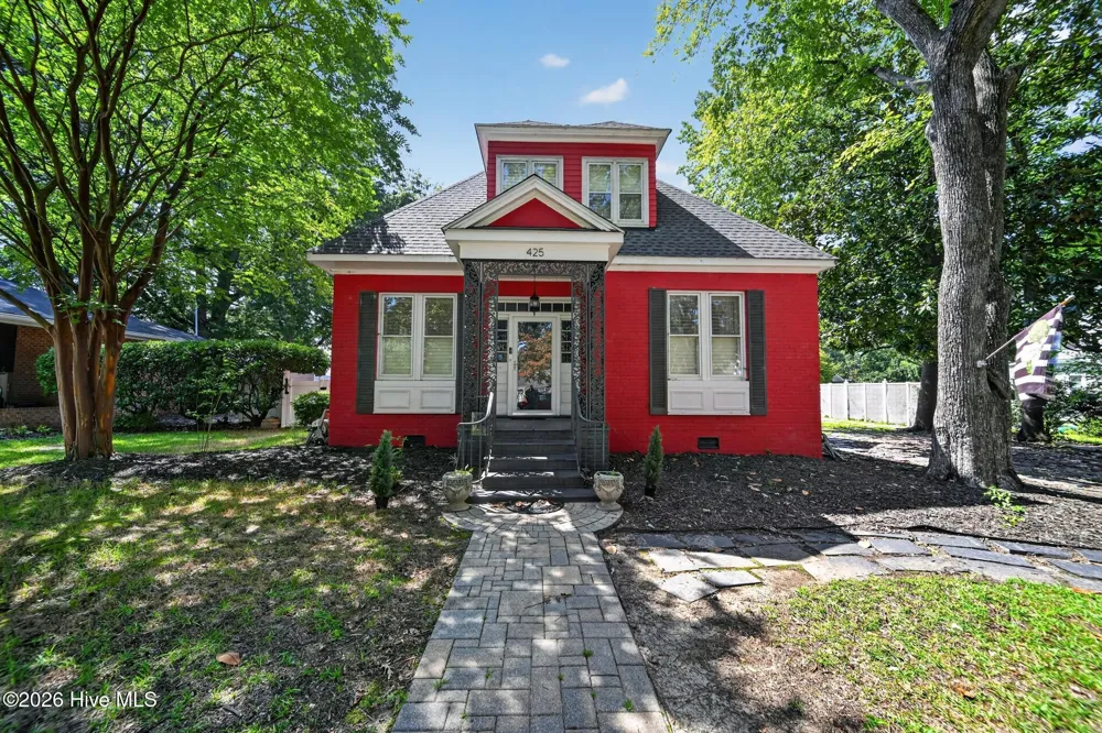 425 Roanoke Avenue Roanoke Rapids, NC 27870