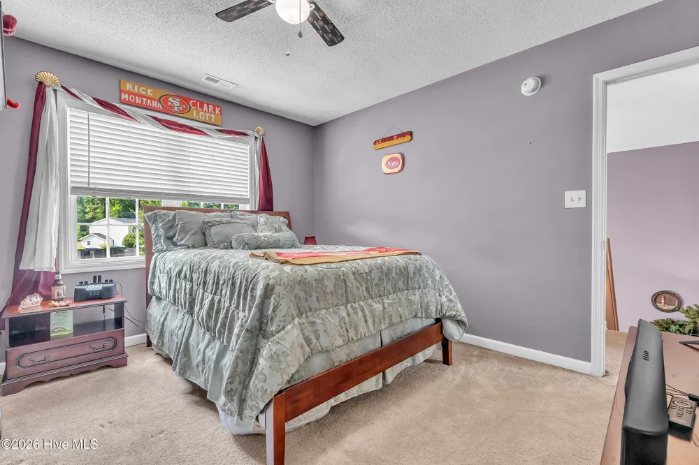 115 Jessie Circle Hubert, NC 28539