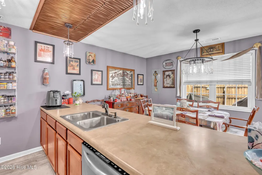 115 Jessie Circle Hubert, NC 28539