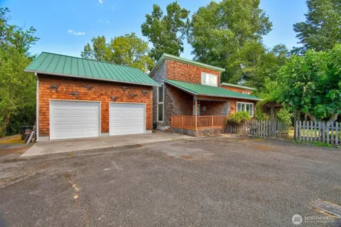 347 E Birnie Slough Road