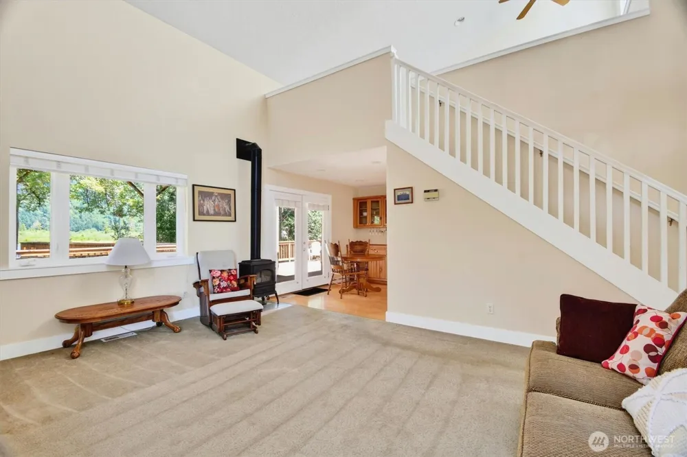 347 E Birnie Slough Road Cathlamet, WA 98612
