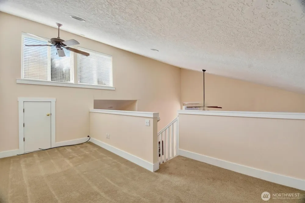 347 E Birnie Slough Road Cathlamet, WA 98612