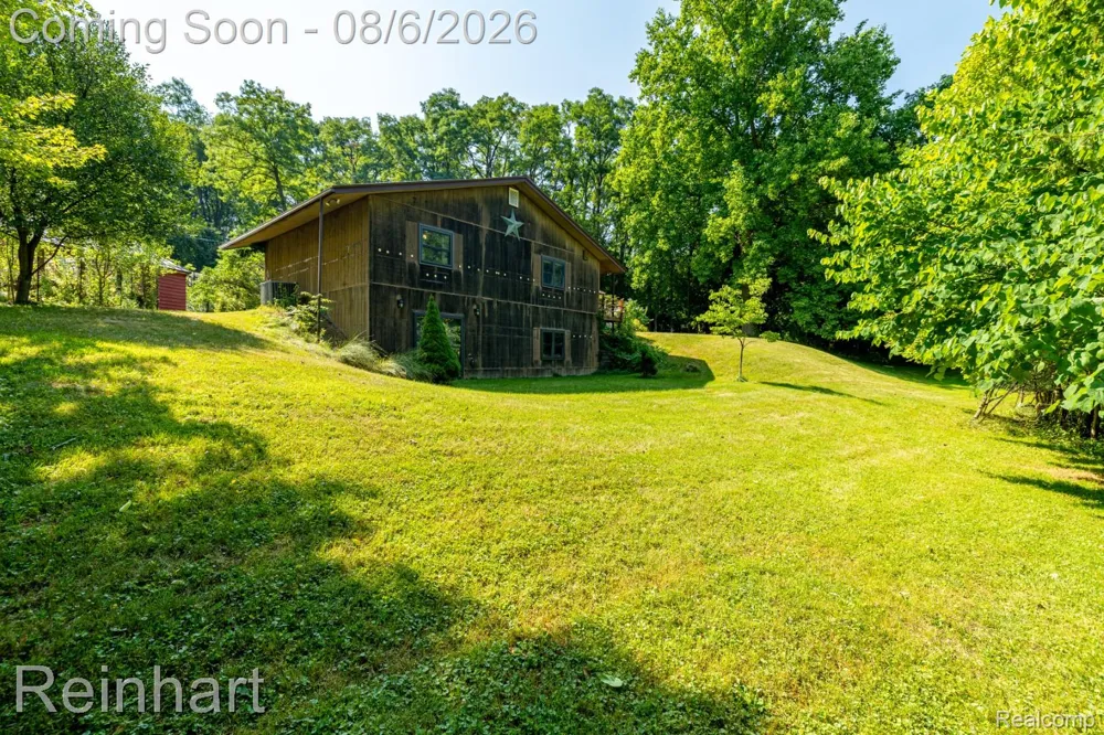 16460 Franklin Road Northville Township, MI 48168