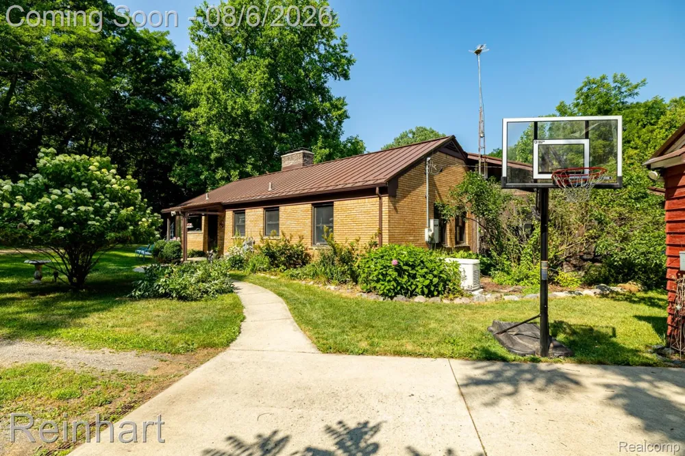 16460 Franklin Road Northville Township, MI 48168