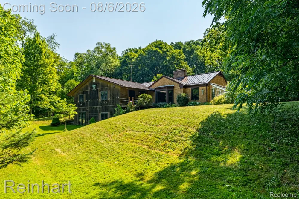 16460 Franklin Road Northville Township, MI 48168