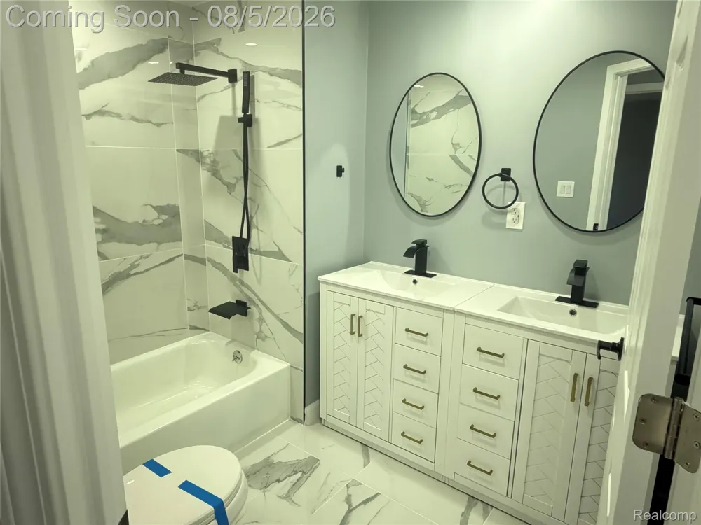 20698 Coachwood Road Riverview City, MI 48193