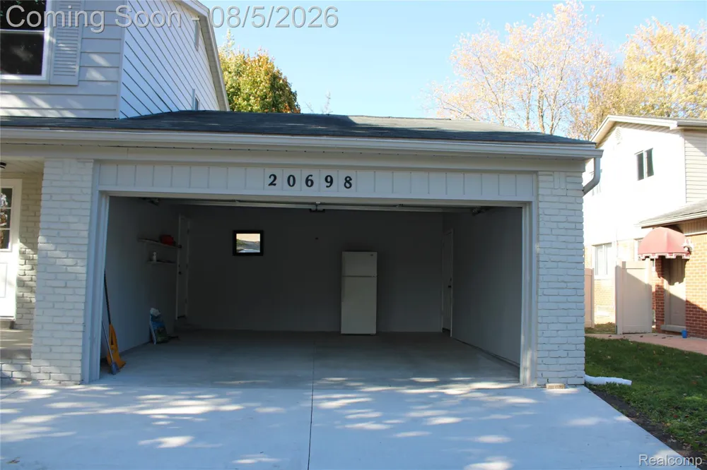 20698 Coachwood Road Riverview City, MI 48193