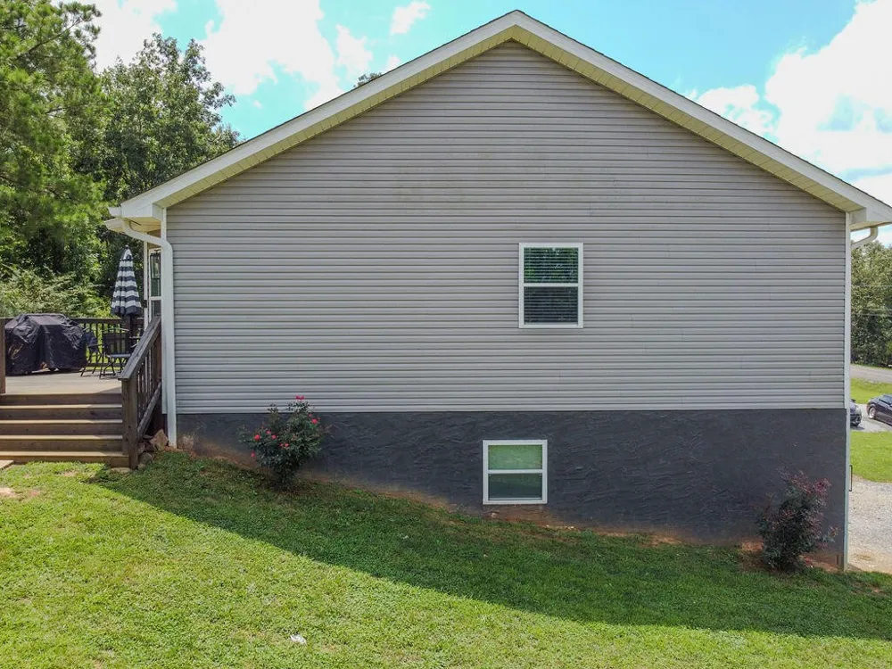 284 Sweetsprings Road Madisonville, TN 37354