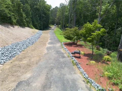 4650 Twin Pines Road SE