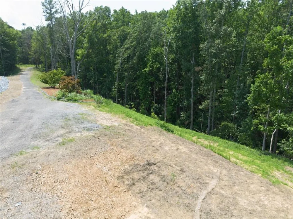 4650 Twin Pines Road SE Acworth, GA 30102