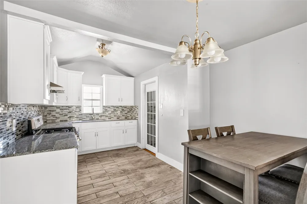 4319 Glenhaven Boulevard Dallas, TX 75211