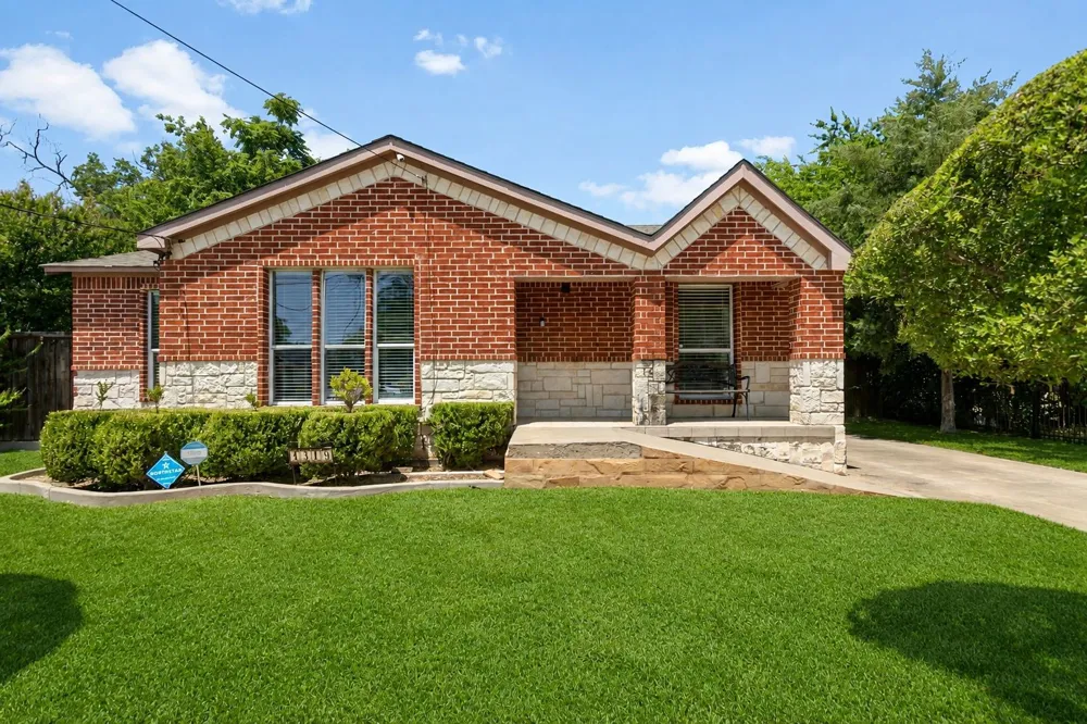 4319 Glenhaven Boulevard Dallas, TX 75211