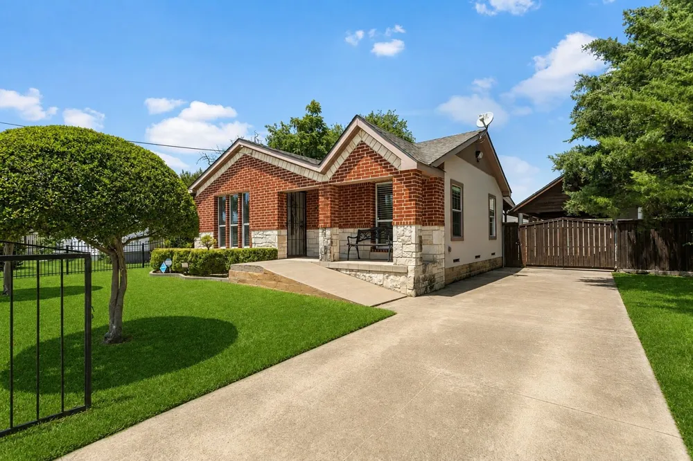 4319 Glenhaven Boulevard Dallas, TX 75211