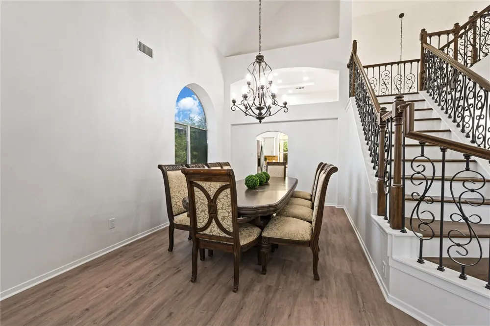 2231 Laurel Forest Way Houston, TX 77014