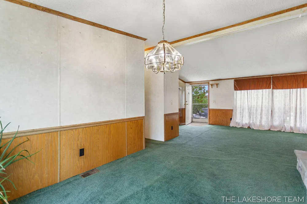 3274 Barbaray Way Holland Charter Township, MI 49424