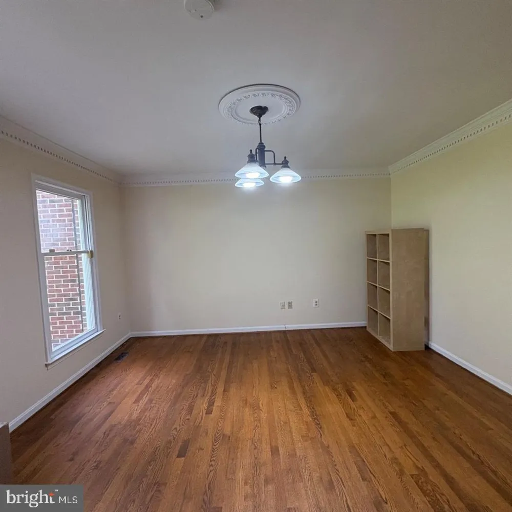 3502 HOLLY ROAD Annandale, VA 22003