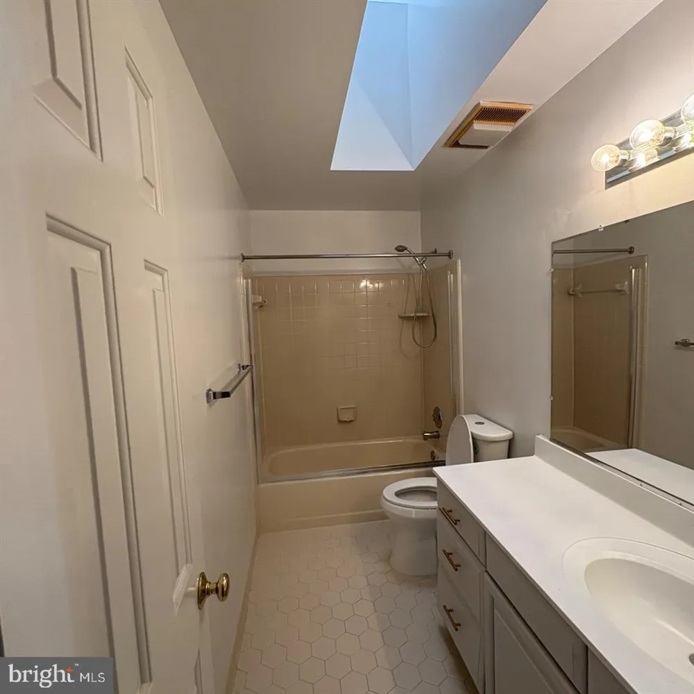 3502 HOLLY ROAD Annandale, VA 22003
