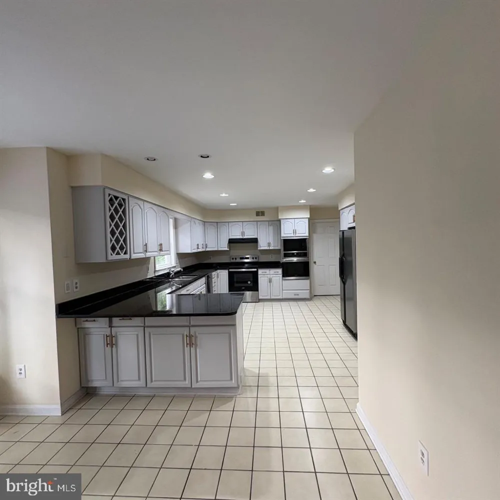 3502 HOLLY ROAD Annandale, VA 22003