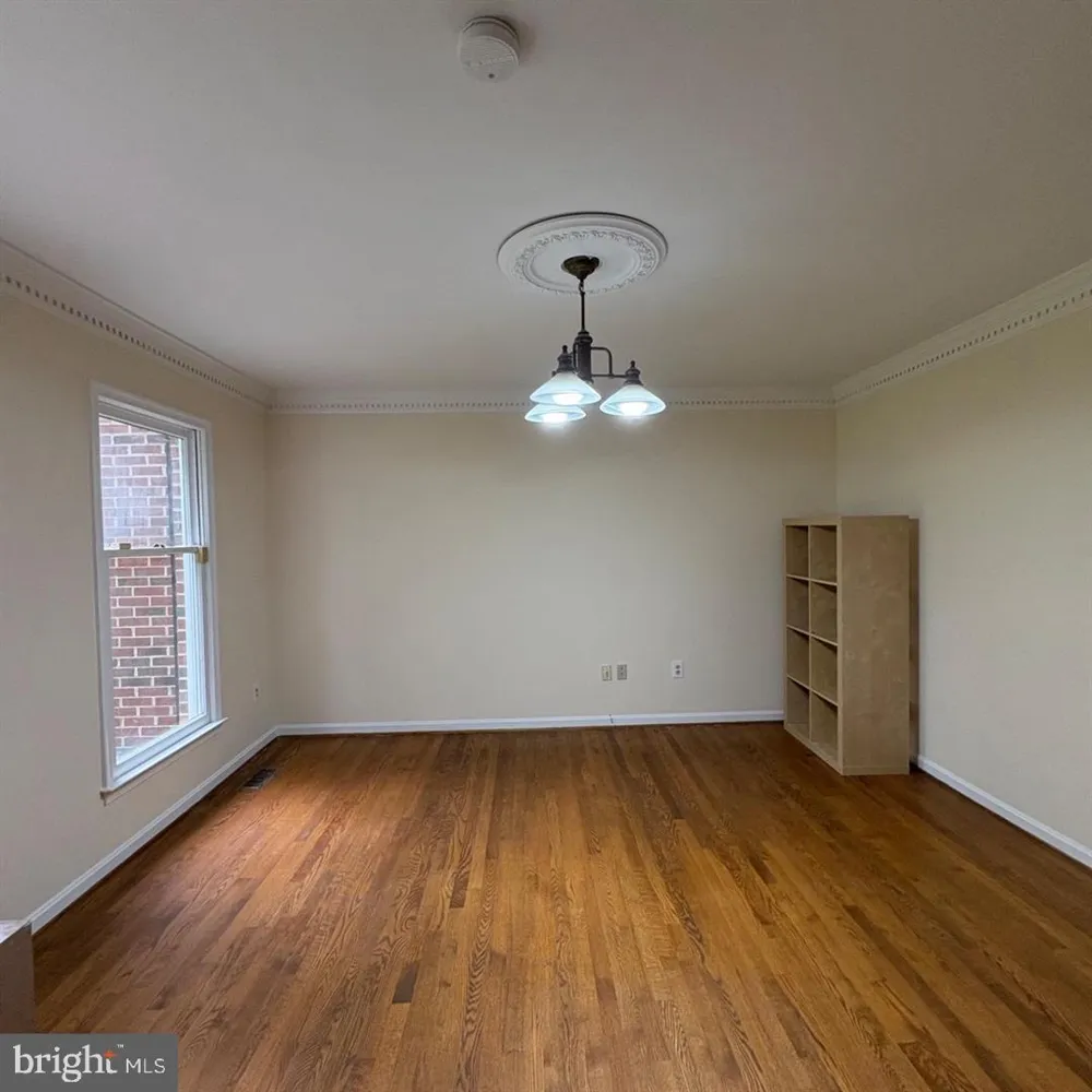 3502 HOLLY ROAD Annandale, VA 22003