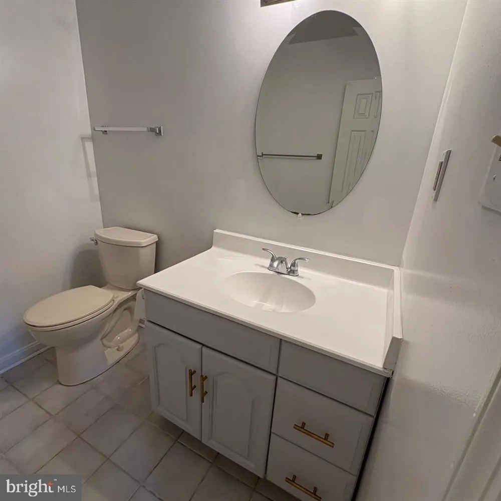 3502 HOLLY ROAD Annandale, VA 22003