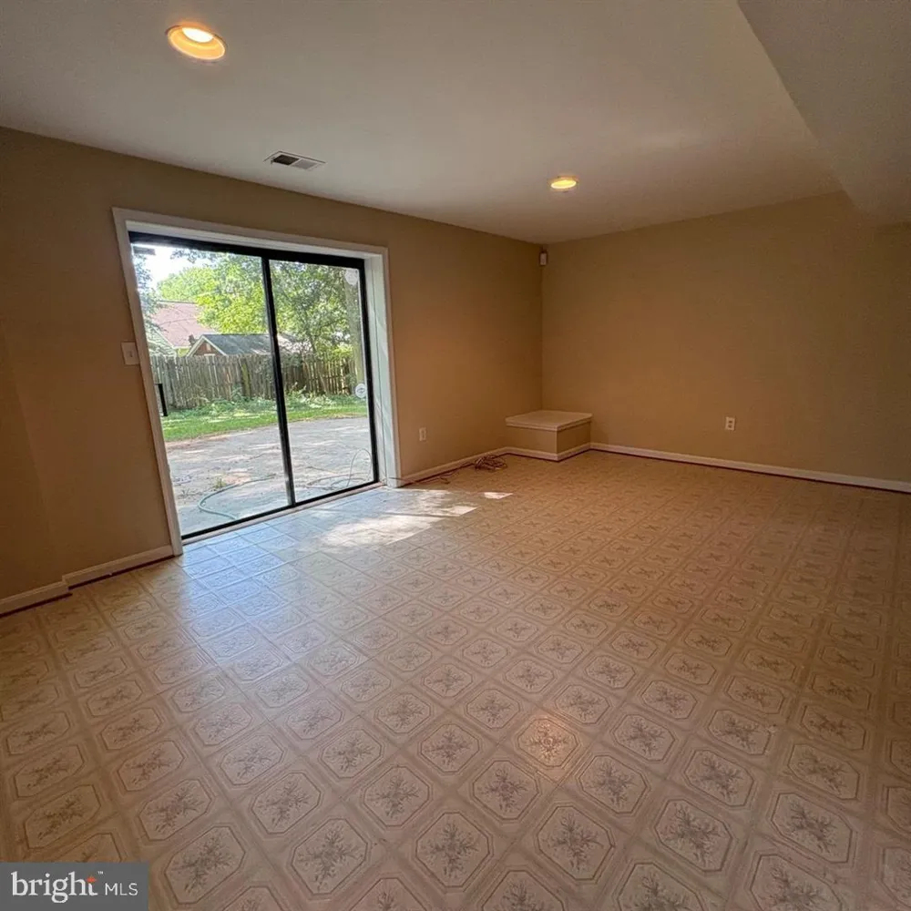 3502 HOLLY ROAD Annandale, VA 22003