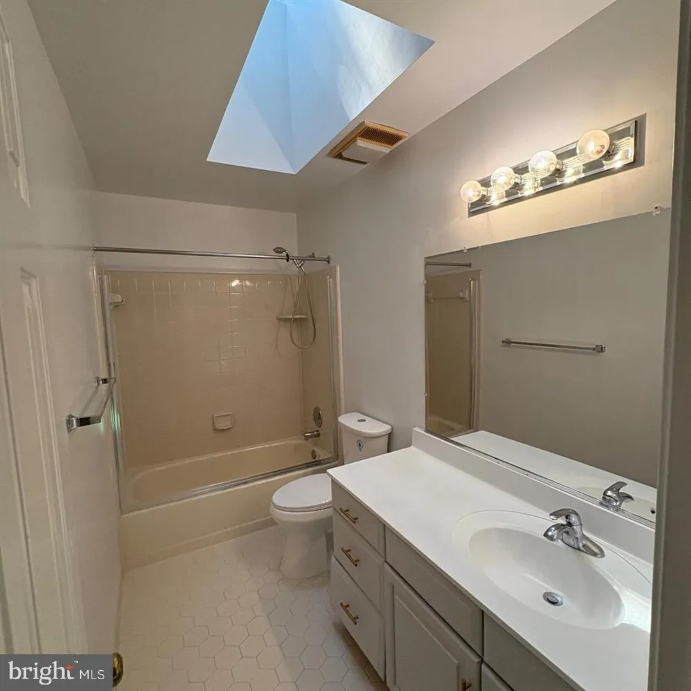 3502 HOLLY ROAD Annandale, VA 22003