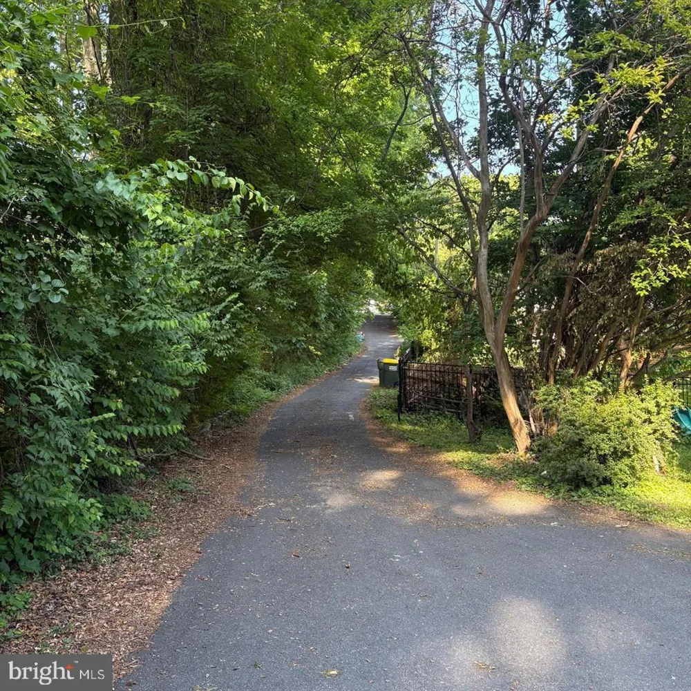 3502 HOLLY ROAD Annandale, VA 22003