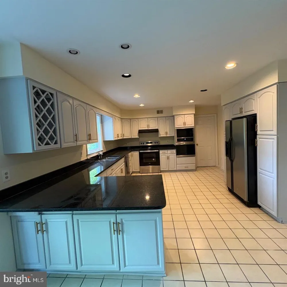 3502 HOLLY ROAD Annandale, VA 22003