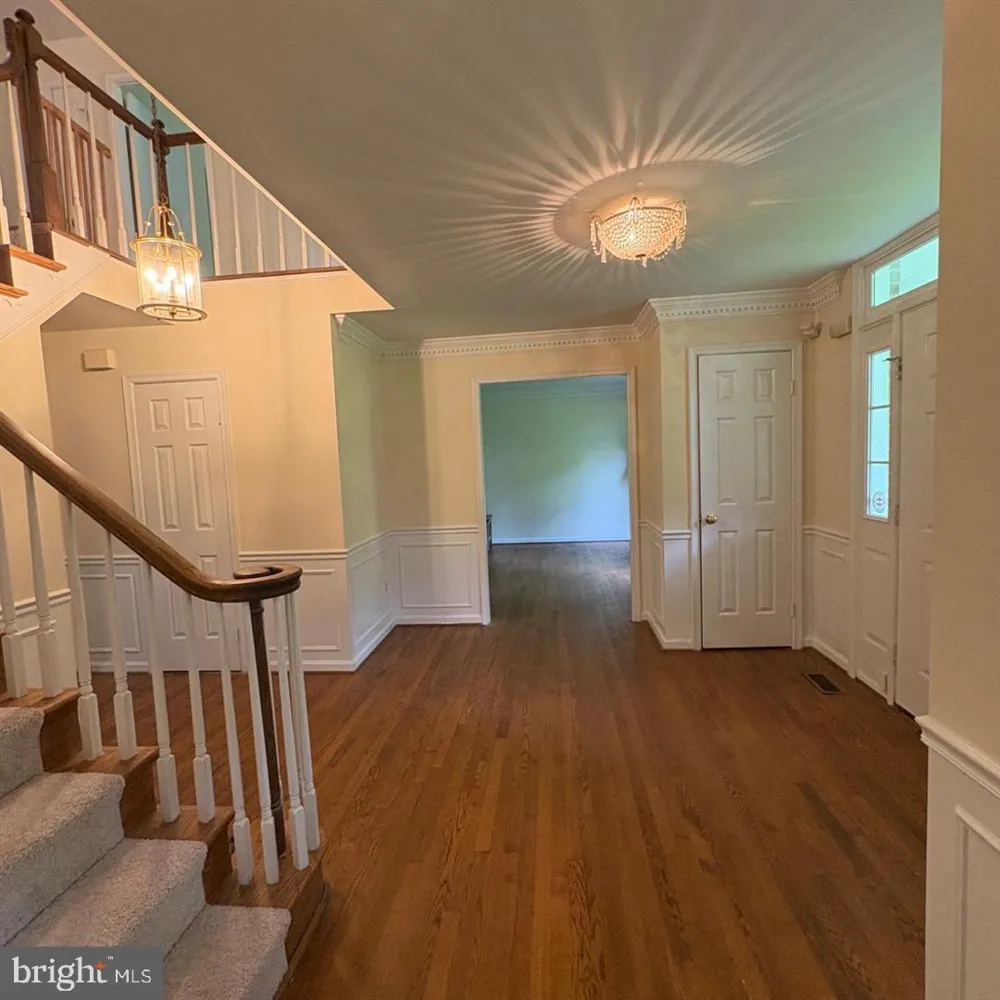 3502 HOLLY ROAD Annandale, VA 22003