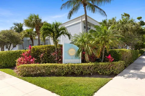 505 NE 20TH AVENUE #112