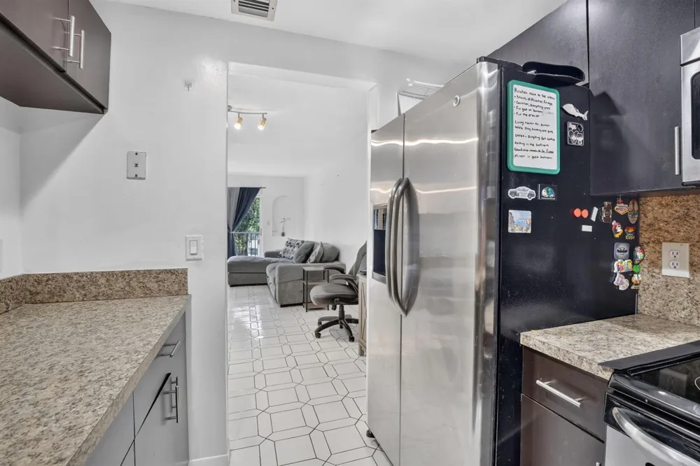 6001 Falls Circle Drive #306 Lauderhill, FL 33319