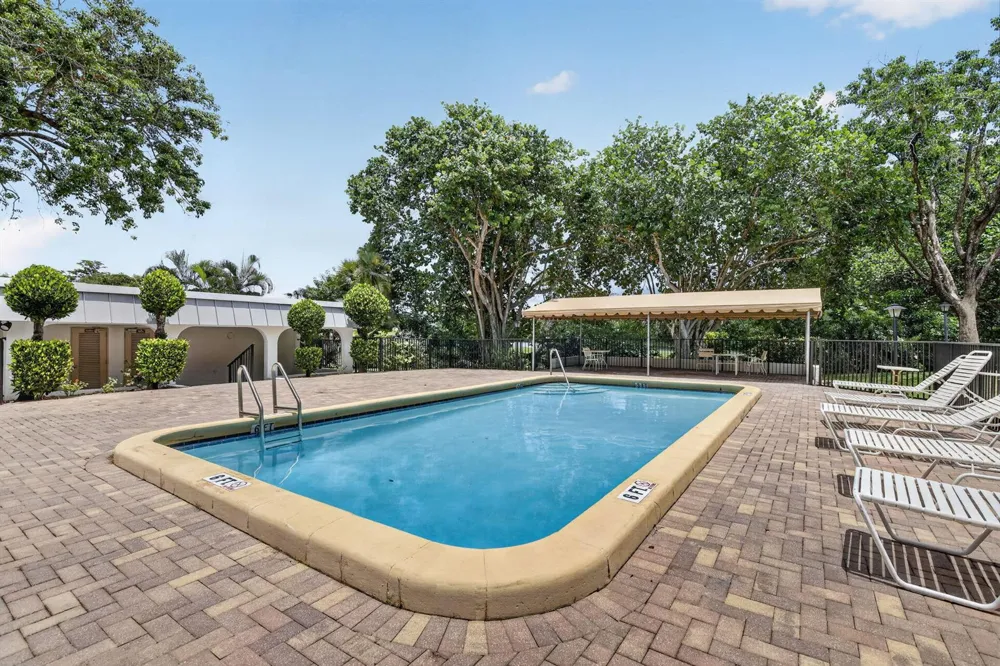 6001 Falls Circle Drive #306 Lauderhill, FL 33319