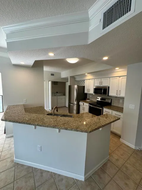 225 MURCIA DRIVE #305