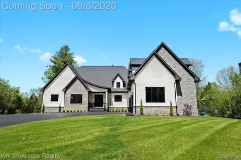 910 Hill Hollow Lane