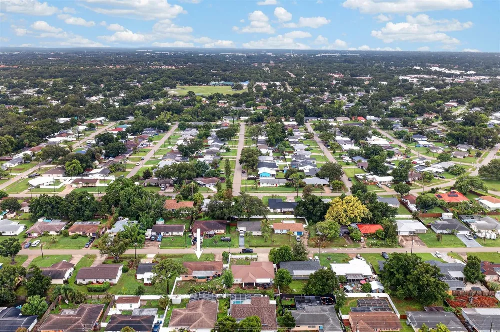 4701 SPAHN STREET Sarasota, FL 34232
