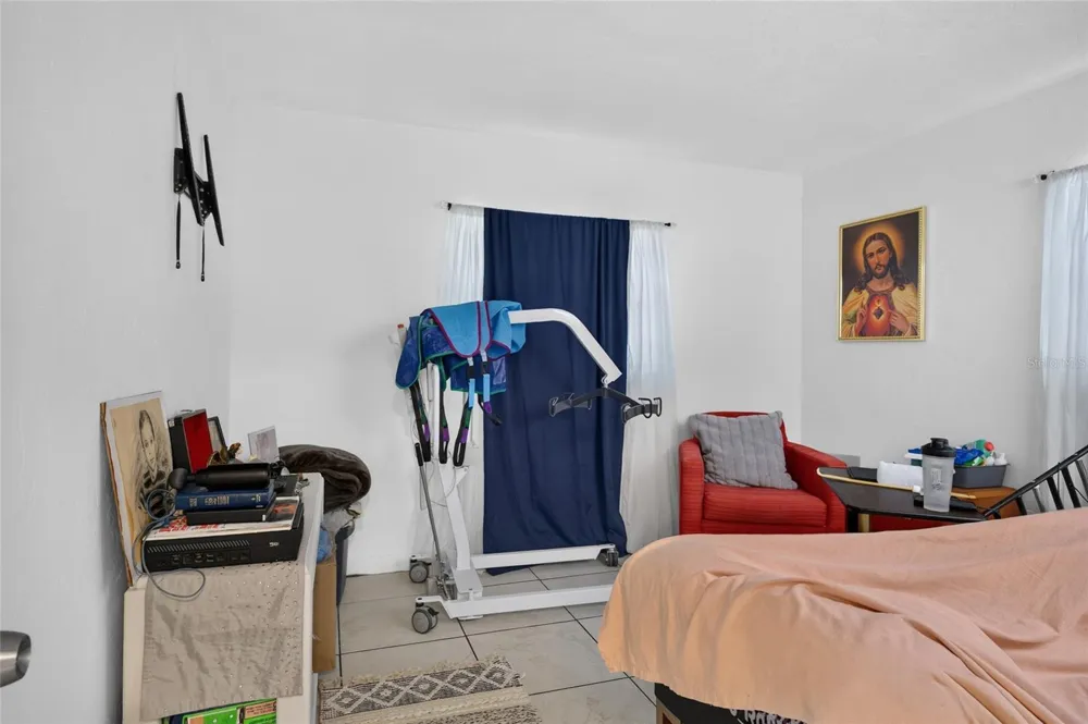 4701 SPAHN STREET Sarasota, FL 34232