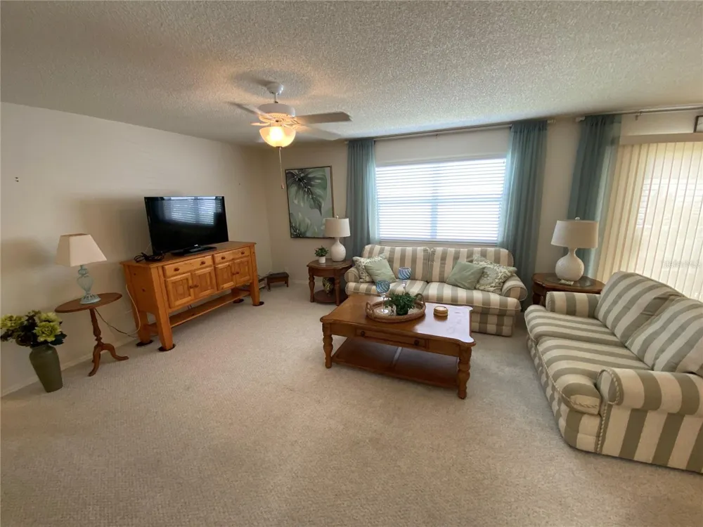 1672 DURAN DRIVE The Villages, FL 32162