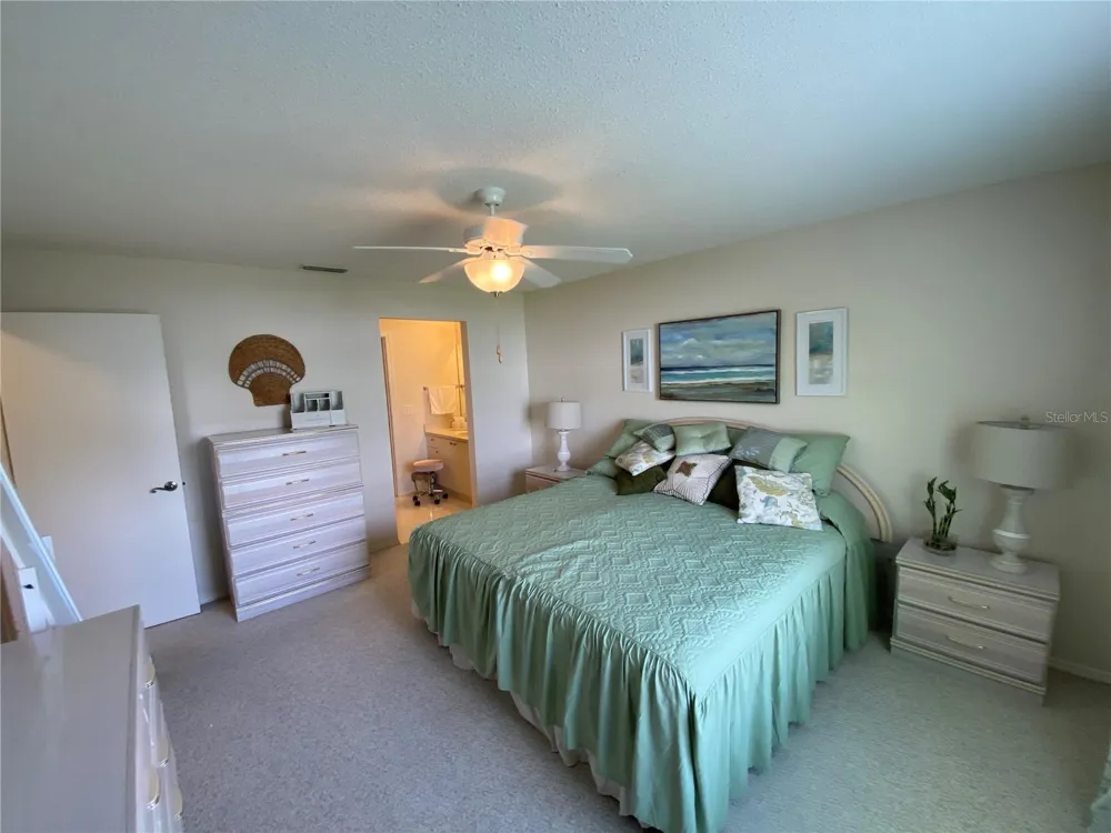 1672 DURAN DRIVE The Villages, FL 32162