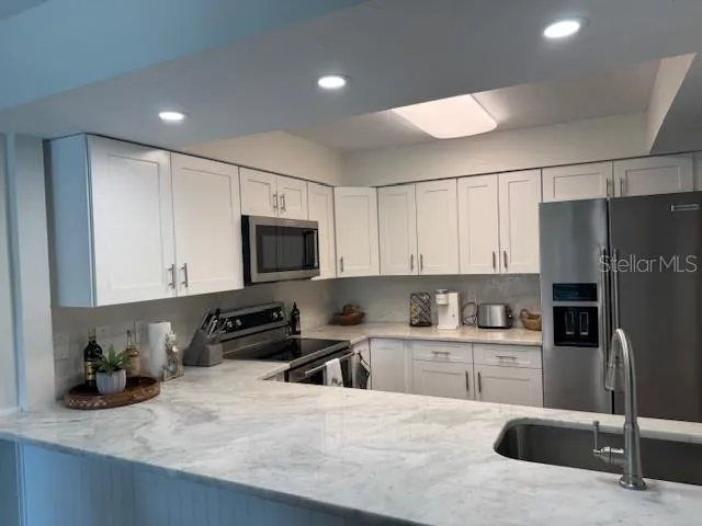 1637 SE PARADISE CIRCLE #205 Crystal River, FL 34429